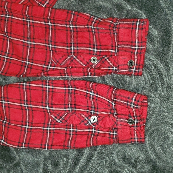 Girls Forever 21 red flannel long-sleeve - Picture 3 of 7